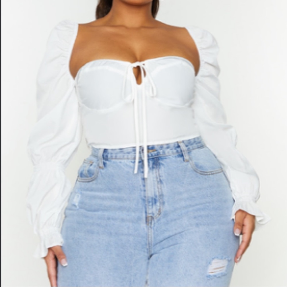 PrettyLittleThing Plus White Puff Sleeve Bardot Crop Top